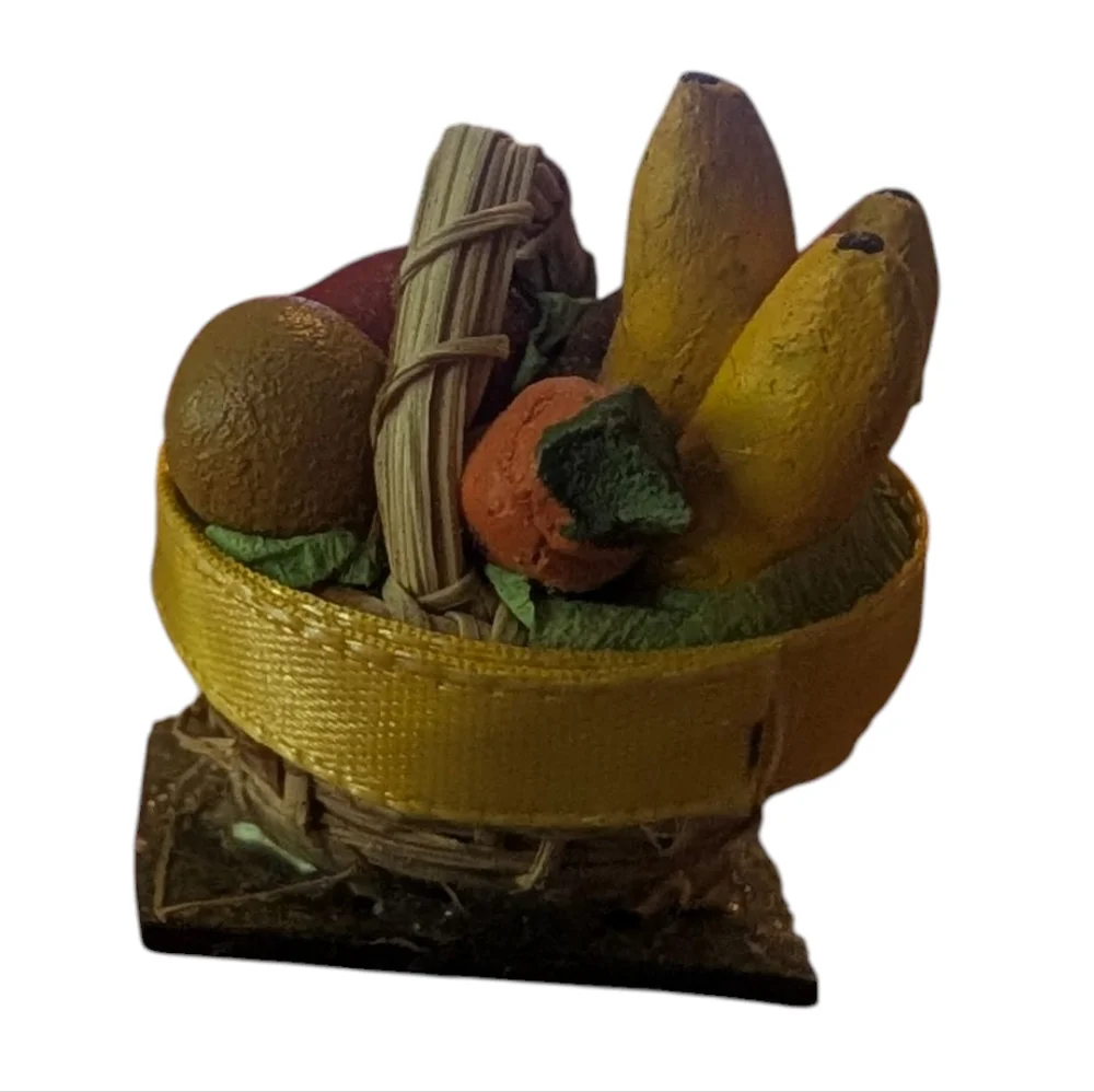 Vintage woven fruit